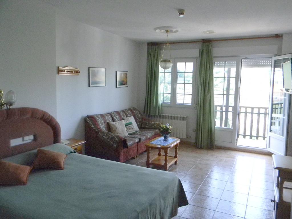 Apartamentos Turisticos Cumbres Verdes La Zubia  Buitenkant foto