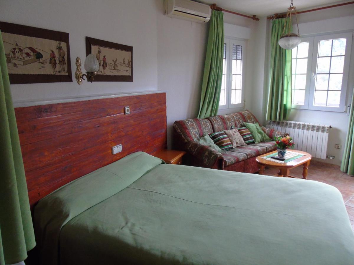 Apartamentos Turisticos Cumbres Verdes La Zubia  Buitenkant foto